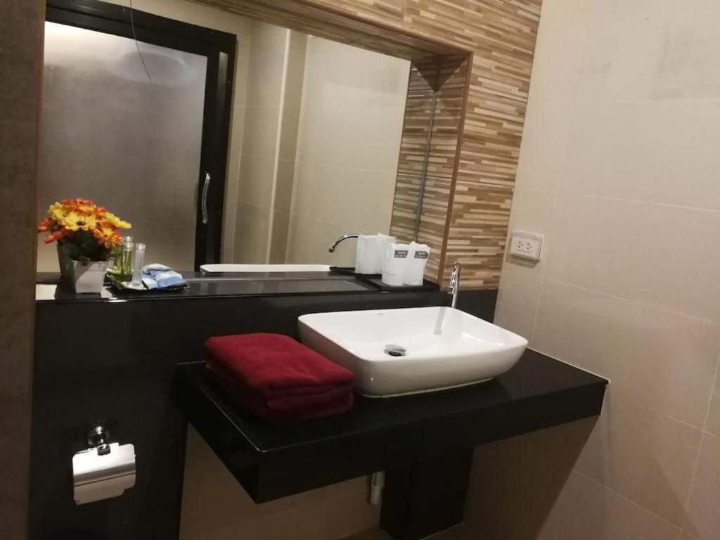 Nutchana Hill Boutique Hotel 合艾 外观 照片